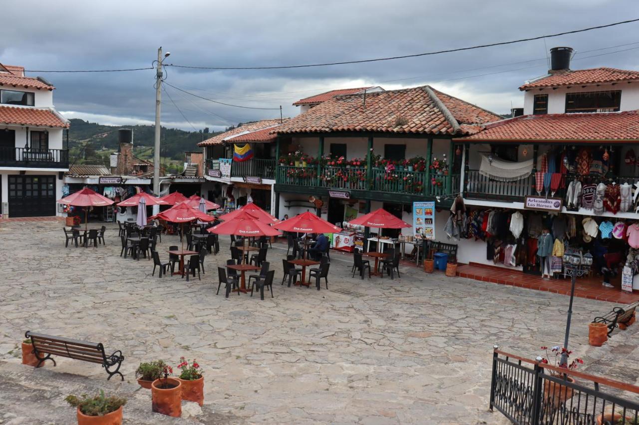 Hotel Lancers - Pantano De Vargas Paipa Boyaca Eksteriør billede
